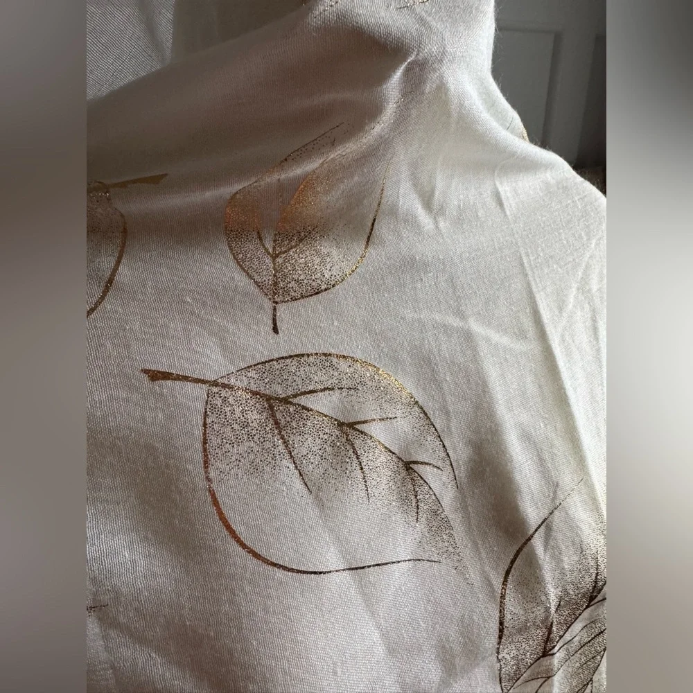 Ganz H8 Fall Women's Scarf‎ 27x70in - Metallic Leaf Cream